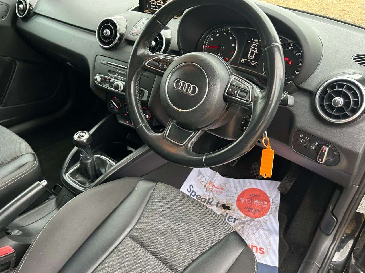 2015 AUDI A1 2015 AUDI A1