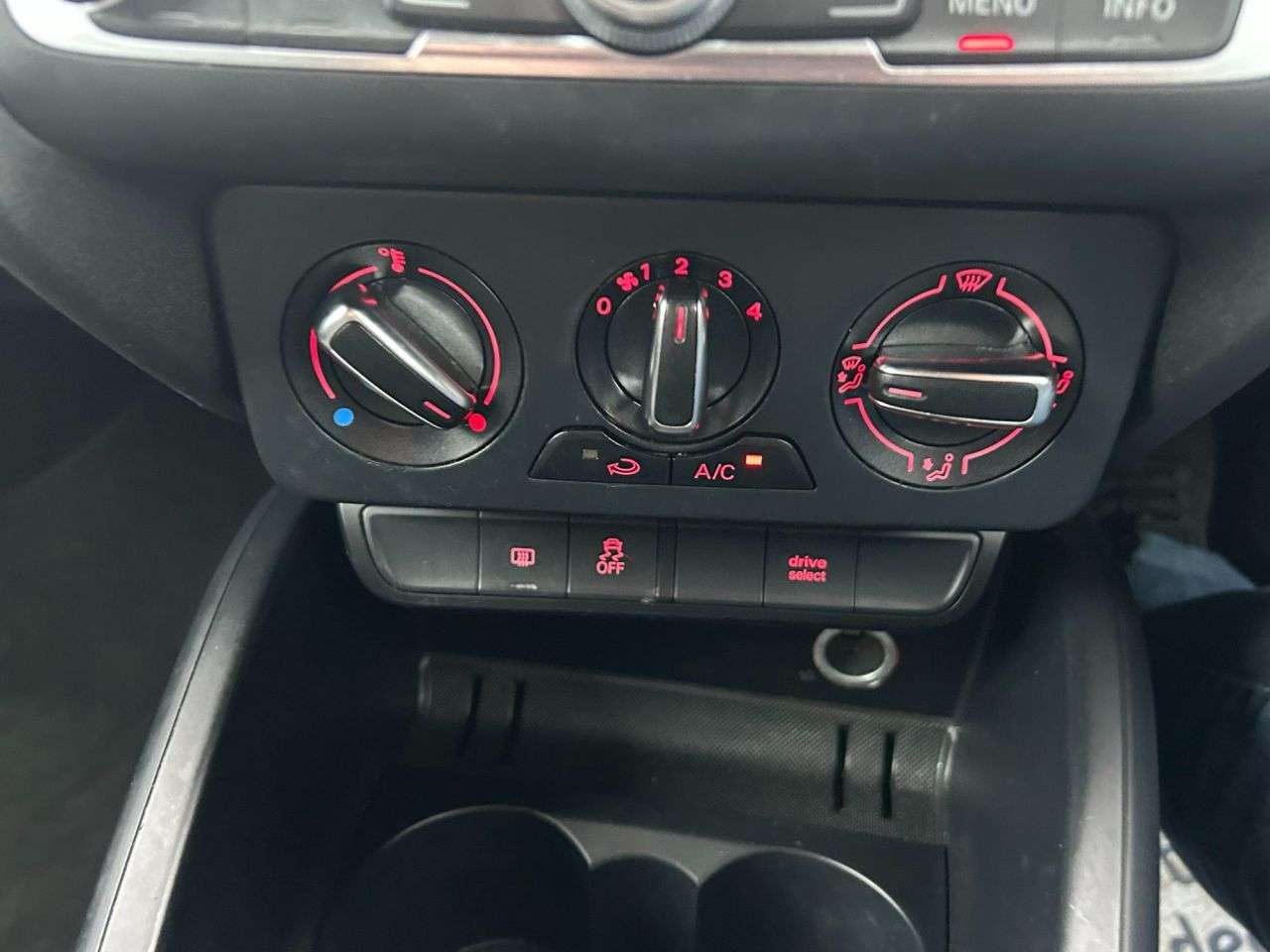 2015 AUDI A1 2015 AUDI A1