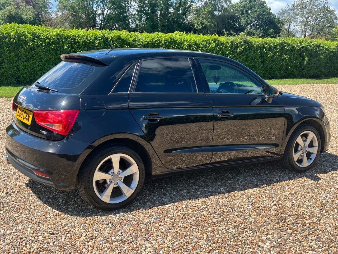 A 2015 AUDI A1 1.4 TFSI Sport Sportback 5dr Petrol Manual Euro 6 (s/s) (125 ps) mot JUNE 2 A 2015 AUDI A1 1.4 TFSI Sport Sportback 5dr Petrol Manual Euro 6 (s/s) (125 ps) mot JUNE 2
