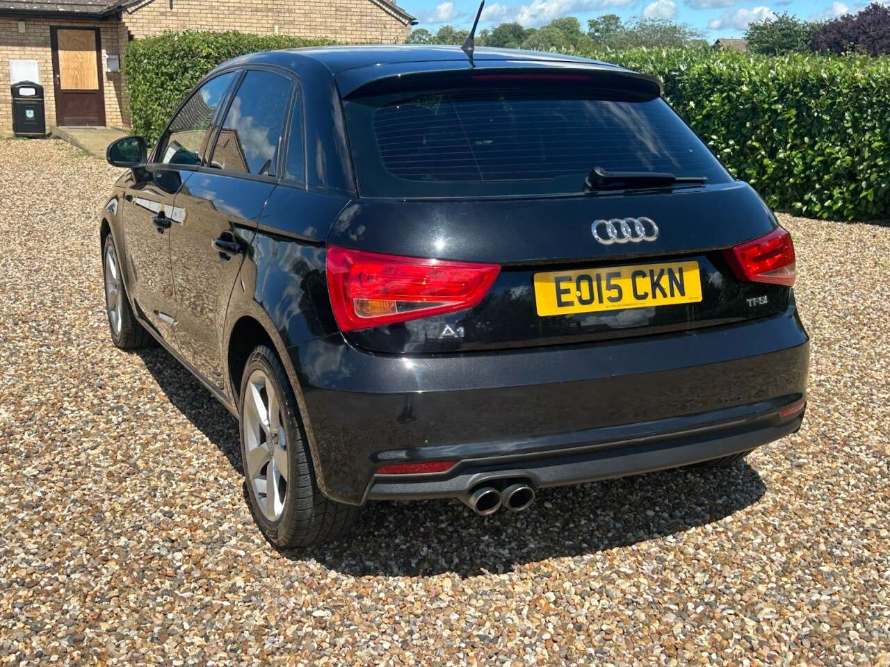 2015 AUDI A1 2015 AUDI A1