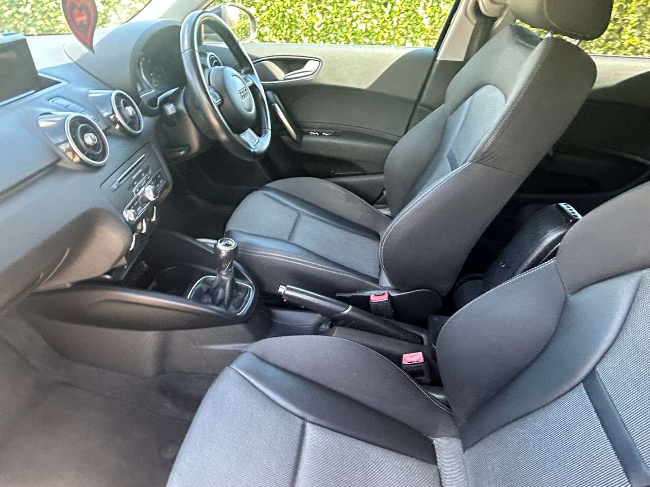 2015 AUDI A1 2015 AUDI A1