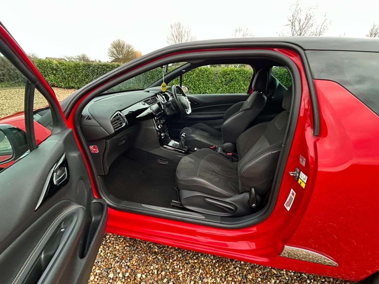 2016 DS AUTOMOBILES DS 3 2016 DS AUTOMOBILES DS 3