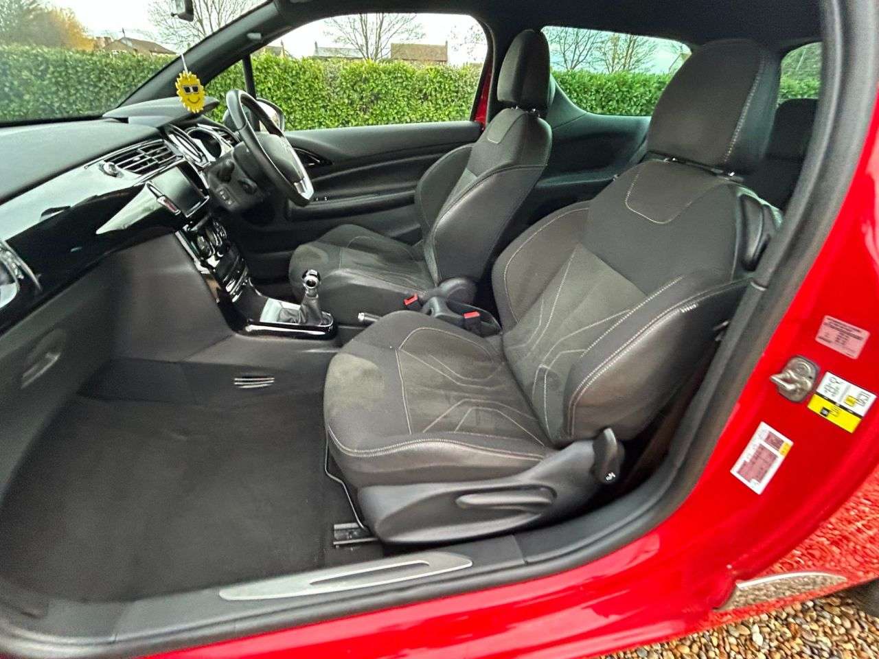 2016 DS AUTOMOBILES DS 3 2016 DS AUTOMOBILES DS 3