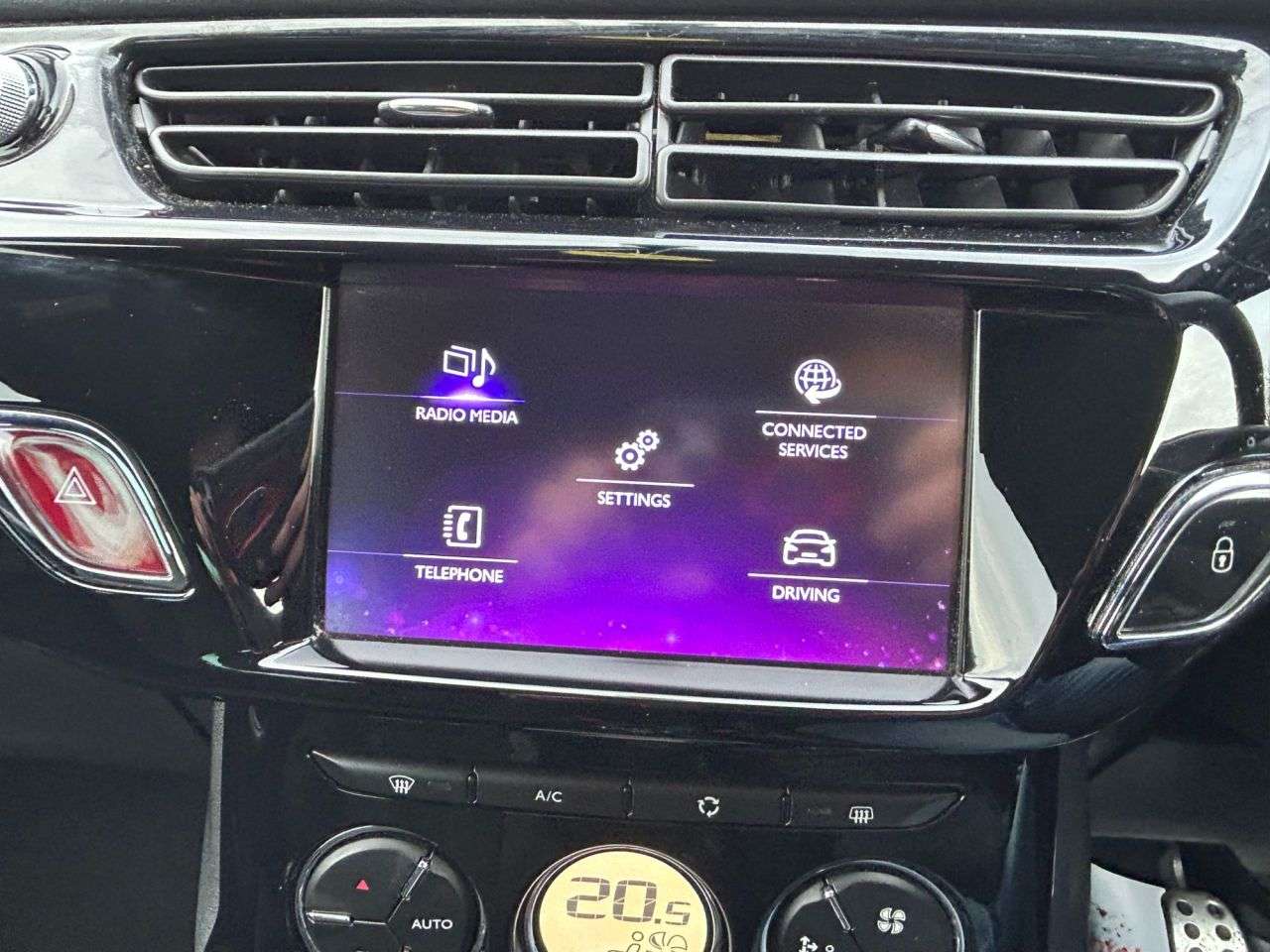 2016 DS AUTOMOBILES DS 3 2016 DS AUTOMOBILES DS 3