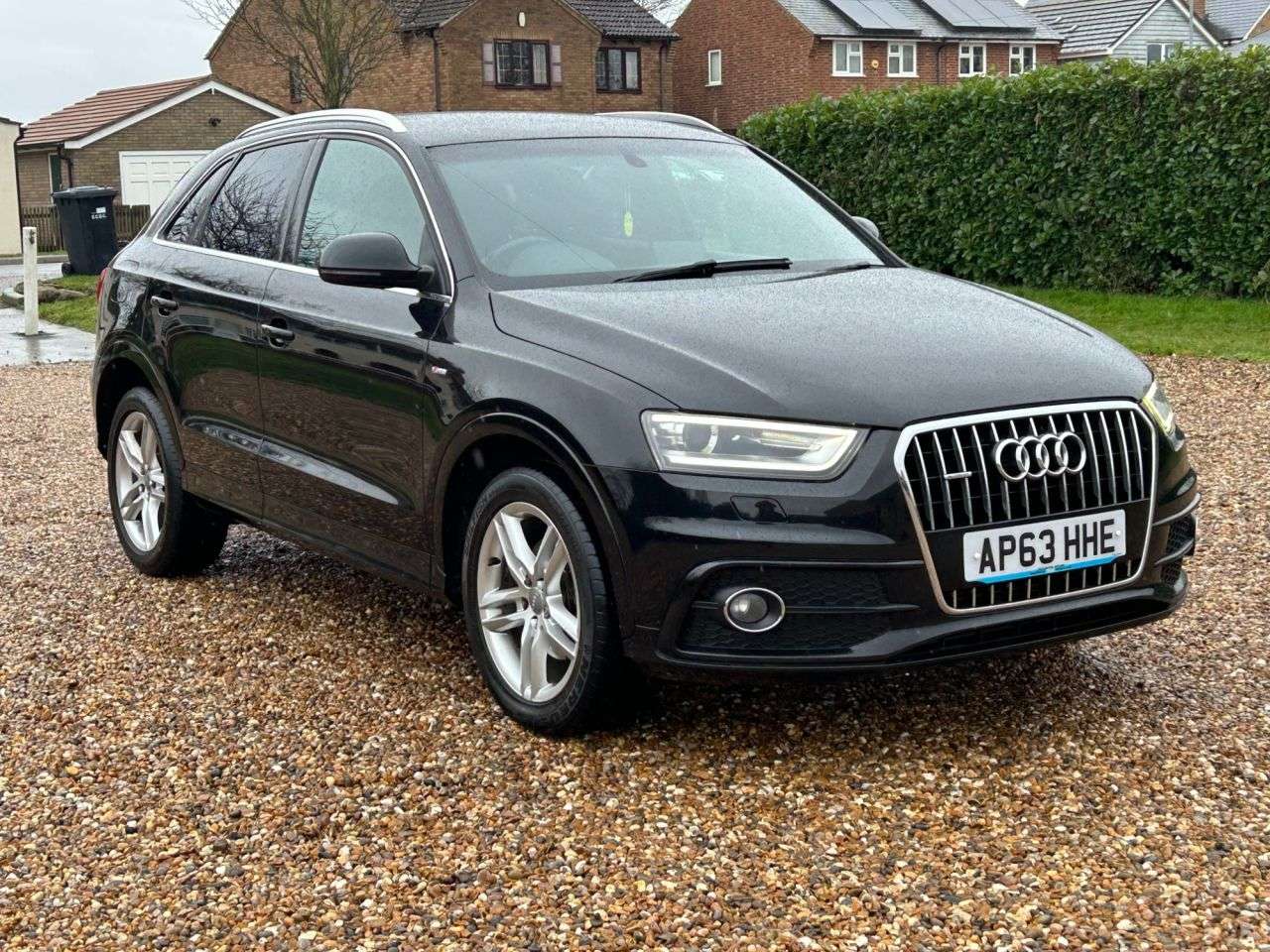 A 2014 AUDI Q3 2.0 TDI S line SUV 5dr Diesel S Tronic quattro Euro 5 (s/s) (177 ps) automa A 2014 AUDI Q3 2.0 TDI S line SUV 5dr Diesel S Tronic quattro Euro 5 (s/s) (177 ps) automa