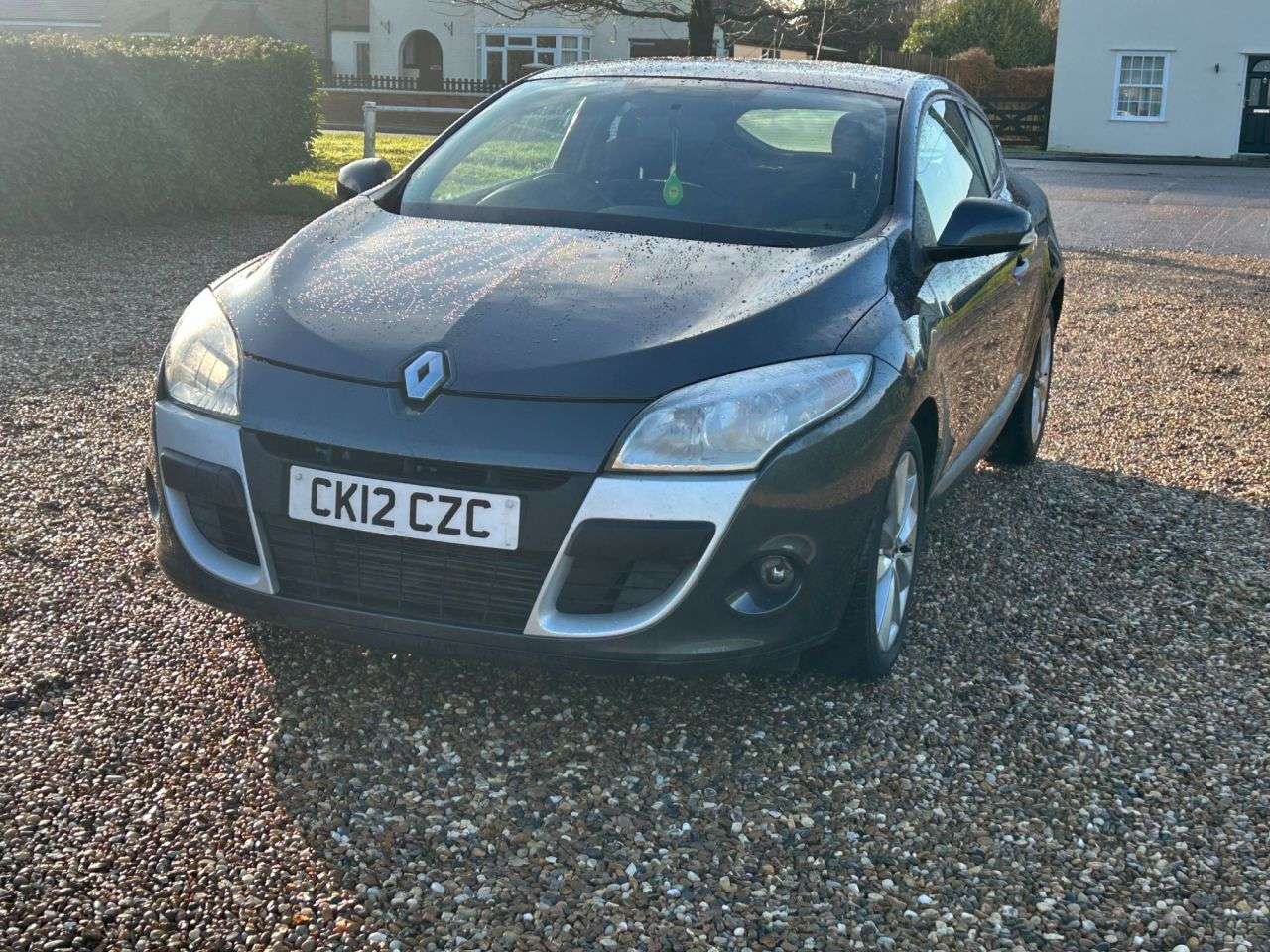 2012 RENAULT MEGANE 2012 RENAULT MEGANE