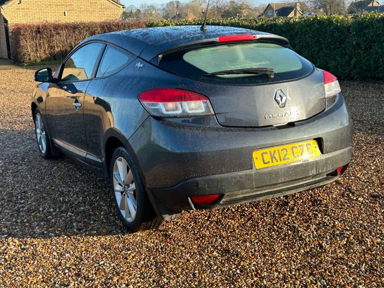2012 RENAULT MEGANE 2012 RENAULT MEGANE