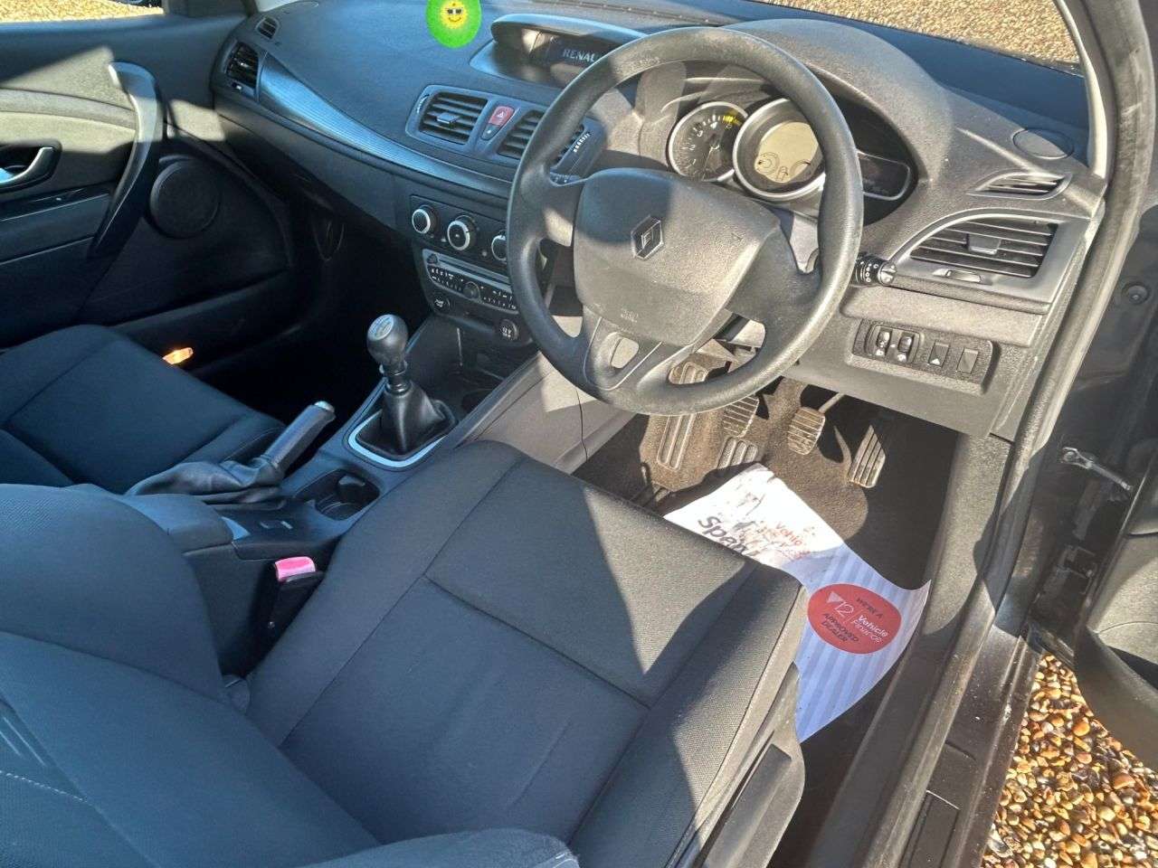 2012 RENAULT MEGANE 2012 RENAULT MEGANE