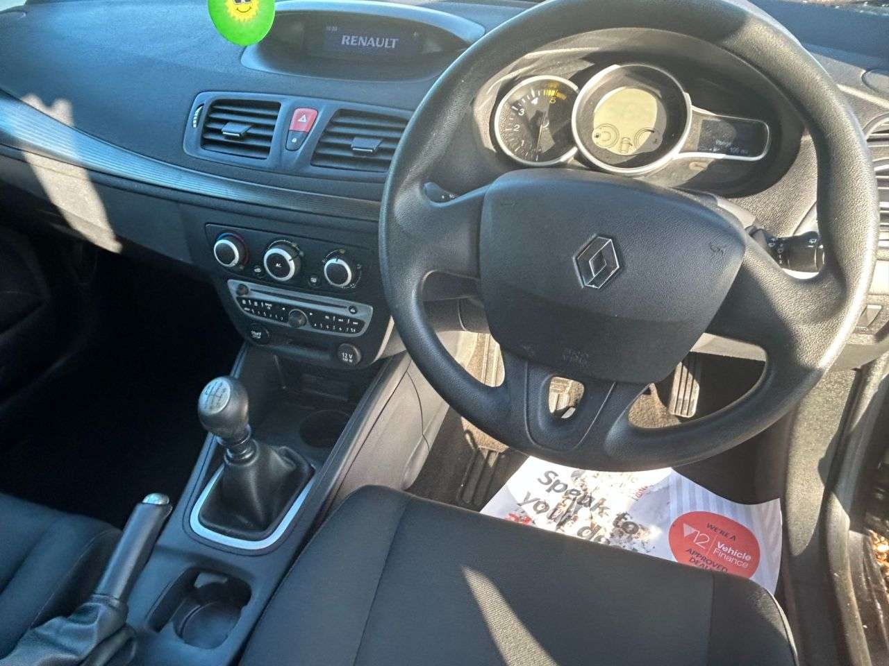 2012 RENAULT MEGANE 2012 RENAULT MEGANE