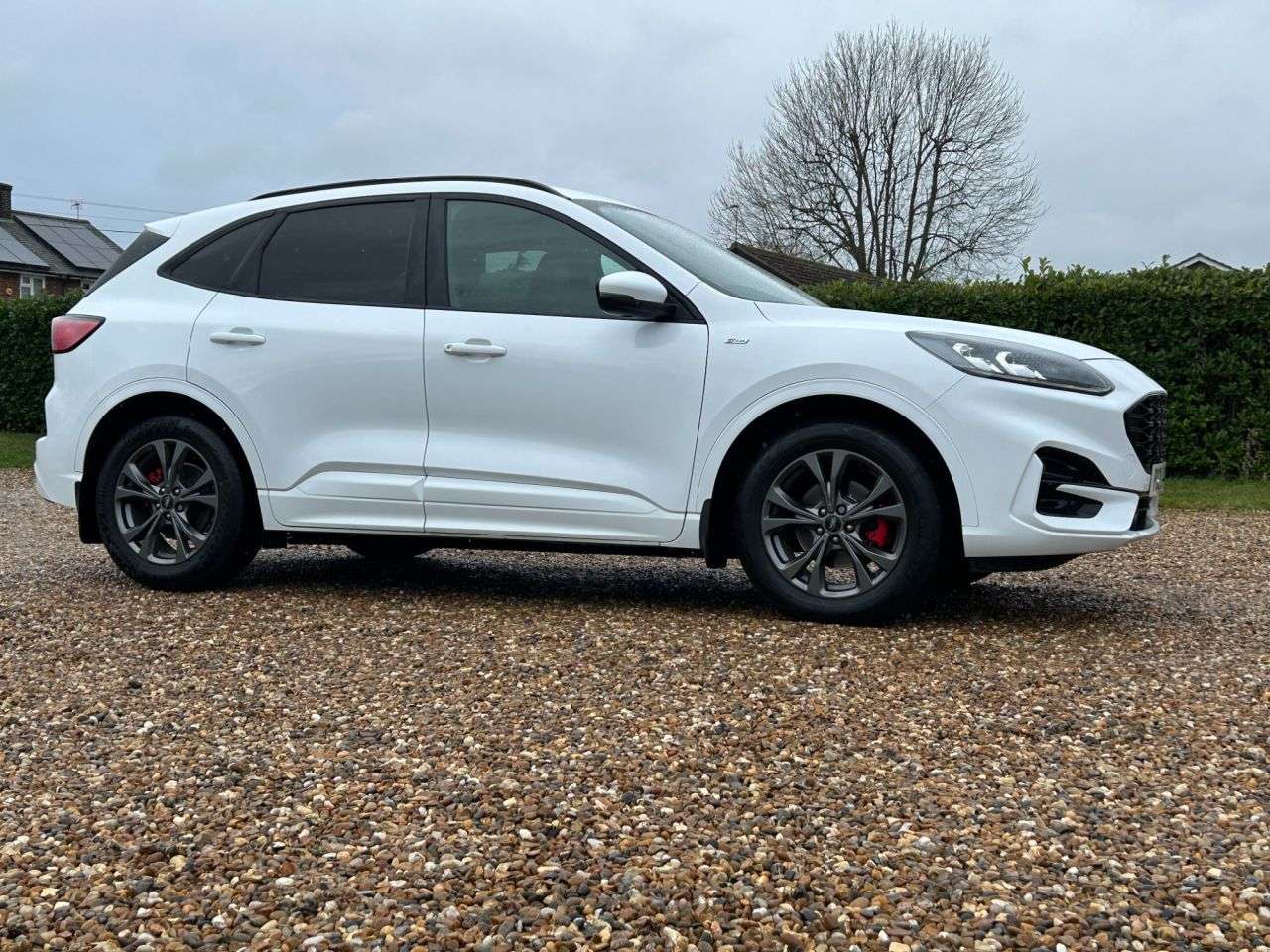 A 2021 FORD KUGA 2.0 EcoBlue ST-Line Edition SUV 5dr Diesel Auto AWD Euro 6 (s/s) (190 ps) a A 2021 FORD KUGA 2.0 EcoBlue ST-Line Edition SUV 5dr Diesel Auto AWD Euro 6 (s/s) (190 ps) a