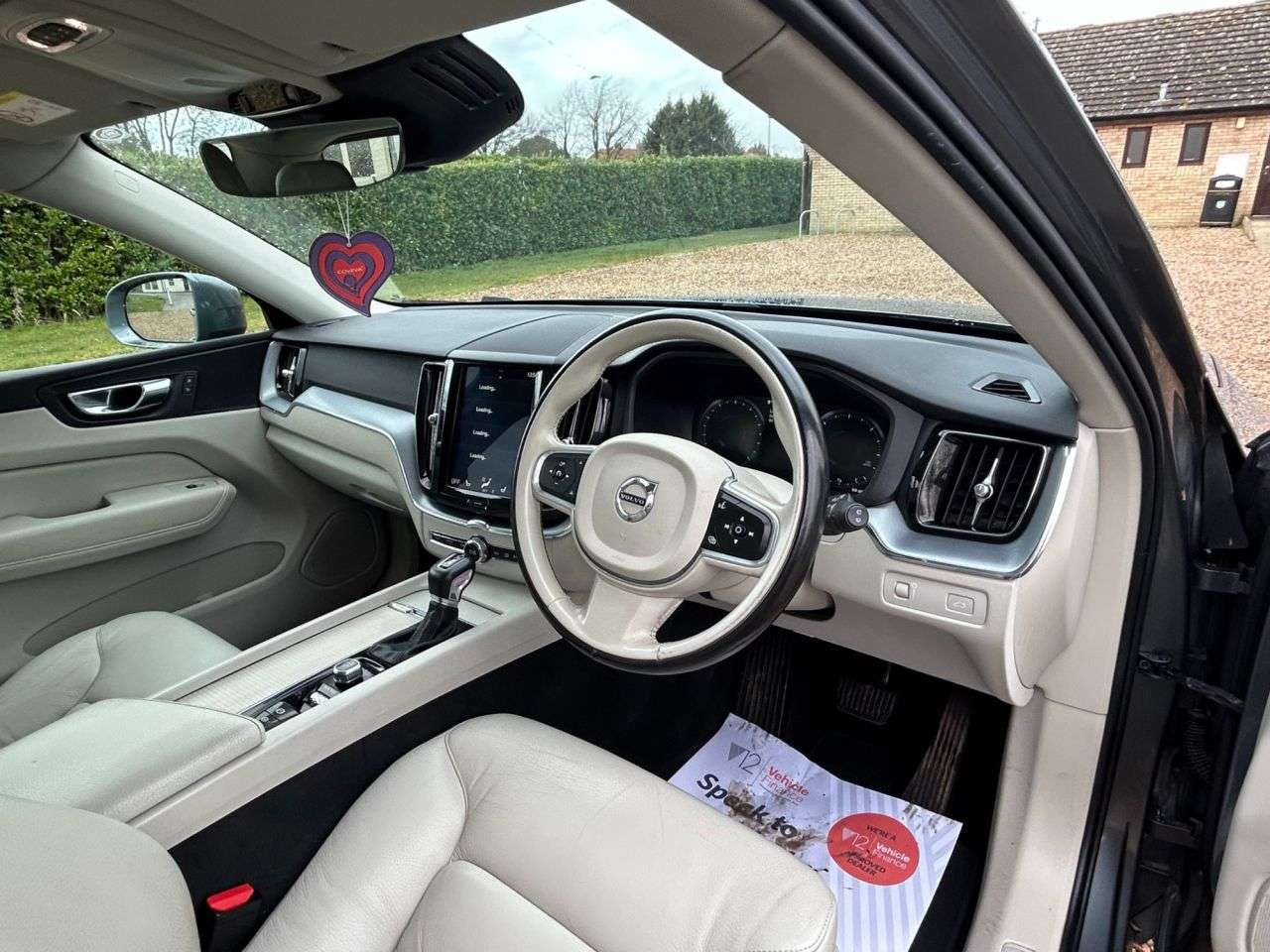 2019 VOLVO XC60 2019 VOLVO XC60