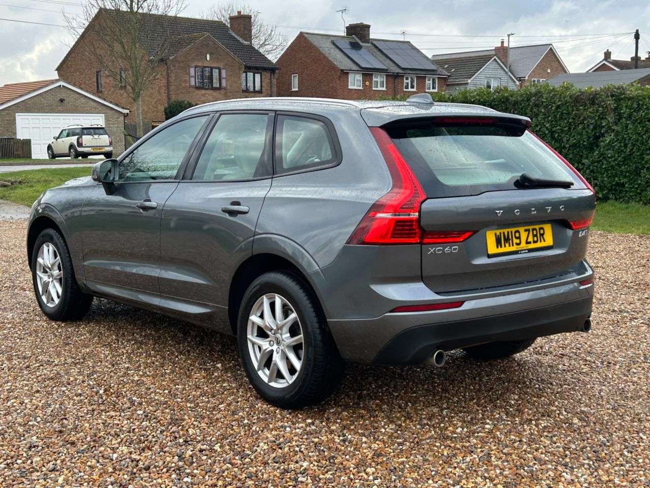 2019 VOLVO XC60 2019 VOLVO XC60