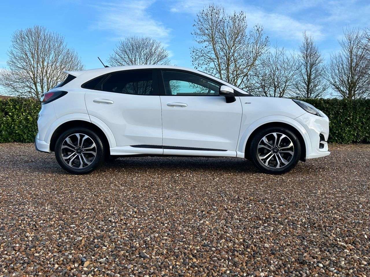 A 2021 FORD PUMA 1.0T EcoBoost MHEV ST-Line SUV 5dr Petrol Manual Euro 6 (s/s) (125 ps) A 2021 FORD PUMA 1.0T EcoBoost MHEV ST-Line SUV 5dr Petrol Manual Euro 6 (s/s) (125 ps)