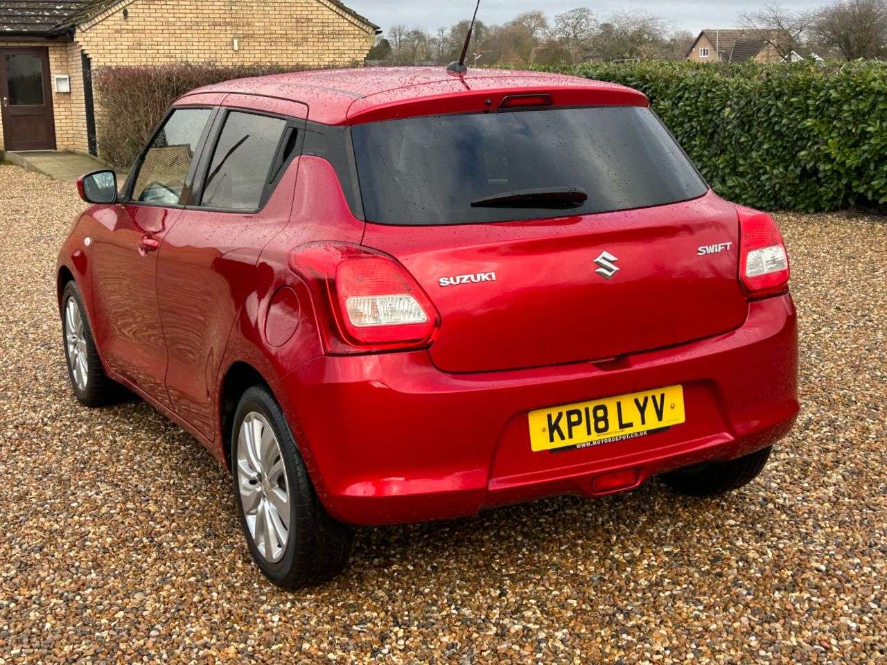 2018 SUZUKI SWIFT 2018 SUZUKI SWIFT