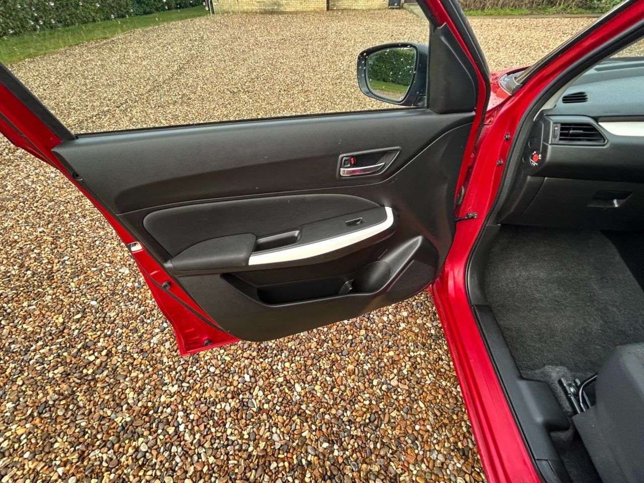 2018 SUZUKI SWIFT 2018 SUZUKI SWIFT