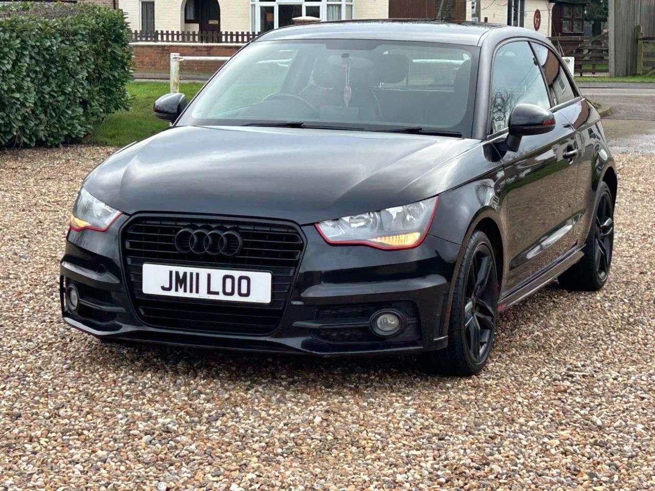 A 2011 AUDI A1 1.6 TDI S line Hatchback 3dr Diesel Manual Euro 5 (s/s) (105 ps) A 2011 AUDI A1 1.6 TDI S line Hatchback 3dr Diesel Manual Euro 5 (s/s) (105 ps)