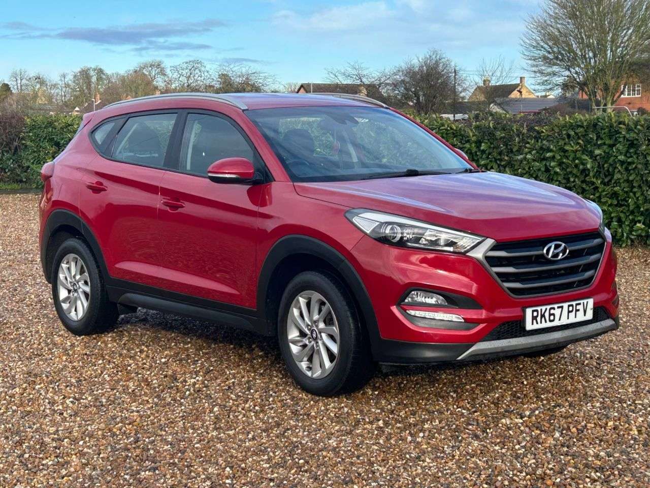 A 2017 HYUNDAI TUCSON 1.6 GDi Blue Drive SE Nav SUV 5dr Petrol Manual Euro 6 (s/s) (132 ps) 65000 A 2017 HYUNDAI TUCSON 1.6 GDi Blue Drive SE Nav SUV 5dr Petrol Manual Euro 6 (s/s) (132 ps) 65000