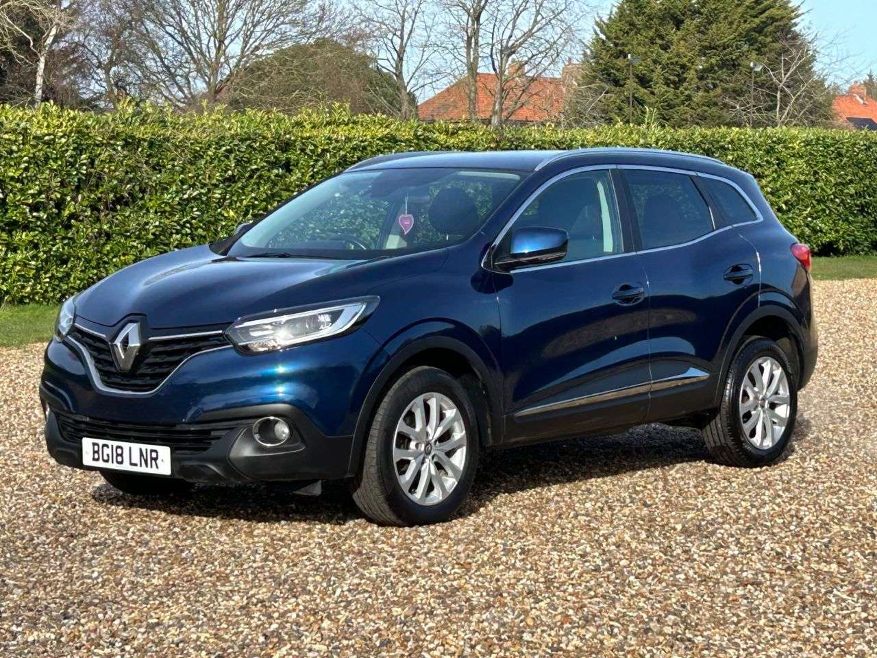 A 2018 RENAULT KADJAR 1.2 TCe Dynamique Nav SUV 5dr Petrol Manual Euro 6 (s/s) (130 ps) A 2018 RENAULT KADJAR 1.2 TCe Dynamique Nav SUV 5dr Petrol Manual Euro 6 (s/s) (130 ps)