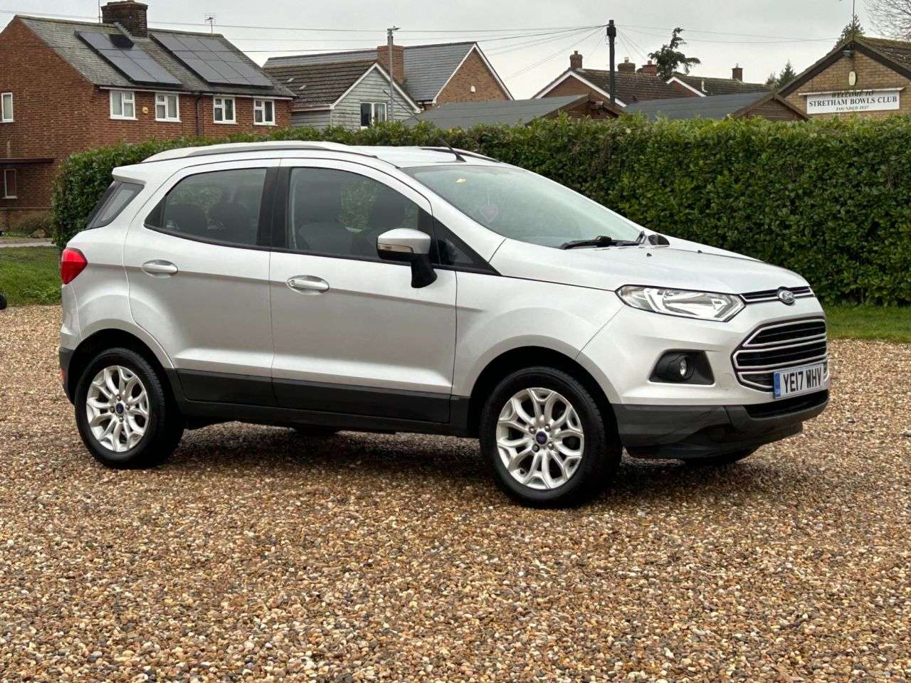 A 2017 FORD ECOSPORT 1.0T EcoBoost Zetec SUV 5dr Petrol Manual 2WD Euro 6 (s/s) (125 ps) A 2017 FORD ECOSPORT 1.0T EcoBoost Zetec SUV 5dr Petrol Manual 2WD Euro 6 (s/s) (125 ps)