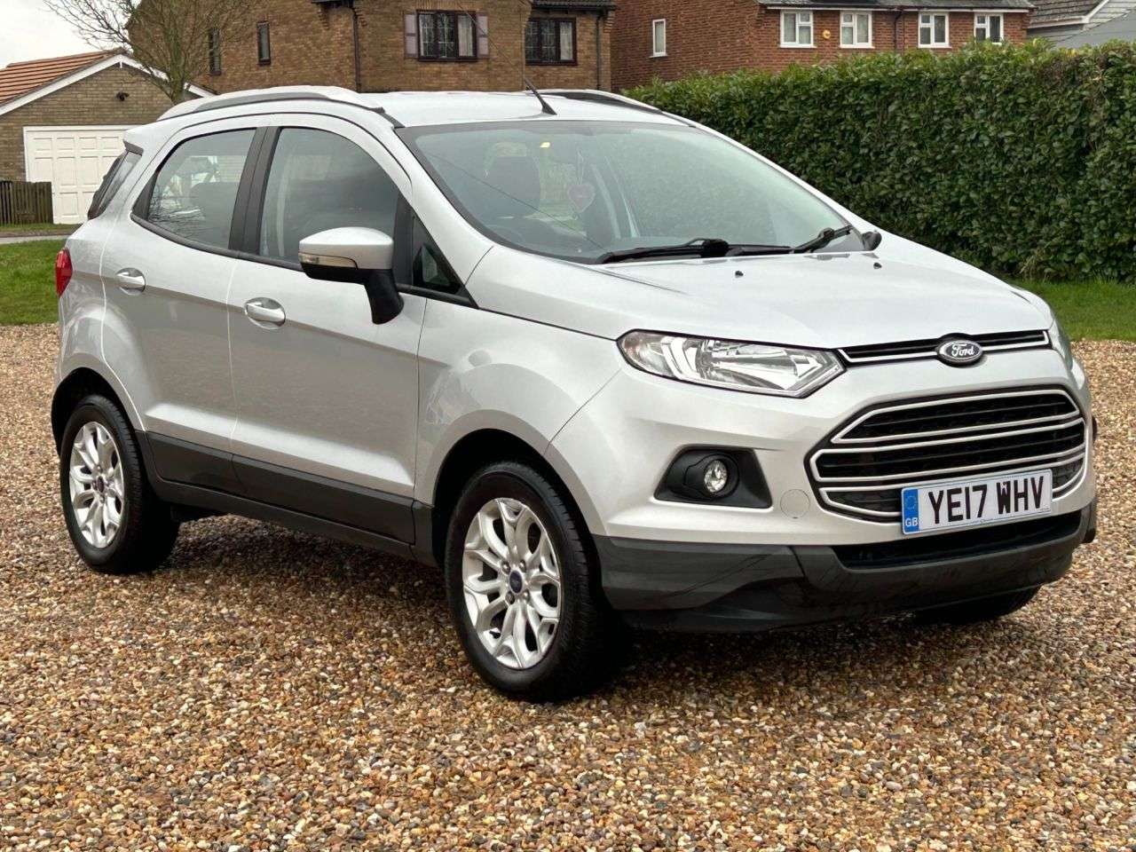 A 2017 FORD ECOSPORT 1.0T EcoBoost Zetec SUV 5dr Petrol Manual 2WD Euro 6 (s/s) (125 ps) A 2017 FORD ECOSPORT 1.0T EcoBoost Zetec SUV 5dr Petrol Manual 2WD Euro 6 (s/s) (125 ps)