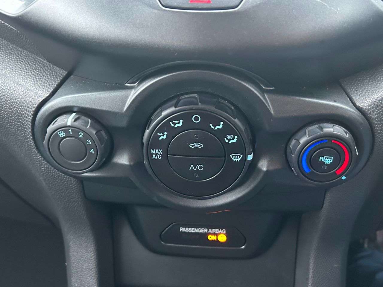 2017 FORD ECOSPORT 2017 FORD ECOSPORT