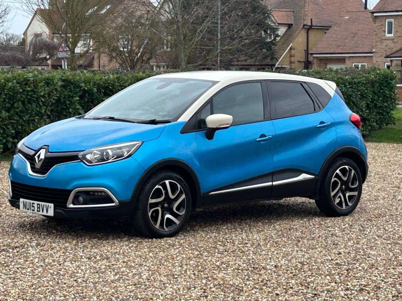 A 2015 RENAULT CAPTUR 1.5 dCi ENERGY Dynamique S MediaNav SUV 5dr Diesel Manual Euro 5 (s/s) (90 A 2015 RENAULT CAPTUR 1.5 dCi ENERGY Dynamique S MediaNav SUV 5dr Diesel Manual Euro 5 (s/s) (90