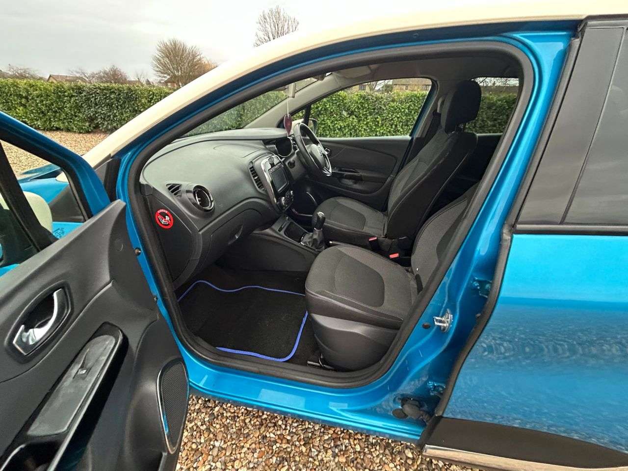 2015 RENAULT CAPTUR 2015 RENAULT CAPTUR