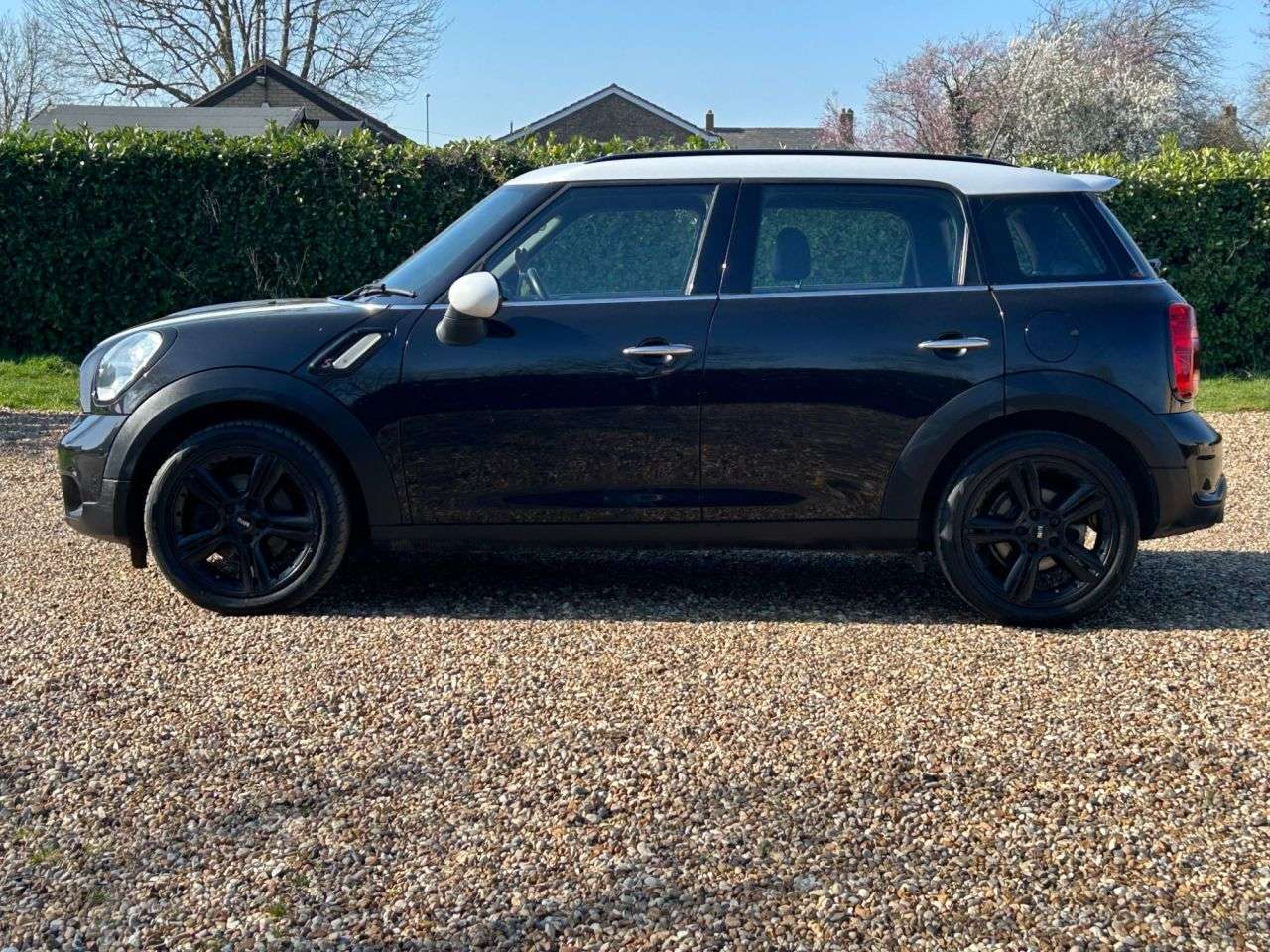 A 2015 MINI COUNTRYMAN 1.6 Cooper S SUV 5dr Petrol Manual Euro 5 (s/s) (184 ps) A 2015 MINI COUNTRYMAN 1.6 Cooper S SUV 5dr Petrol Manual Euro 5 (s/s) (184 ps)