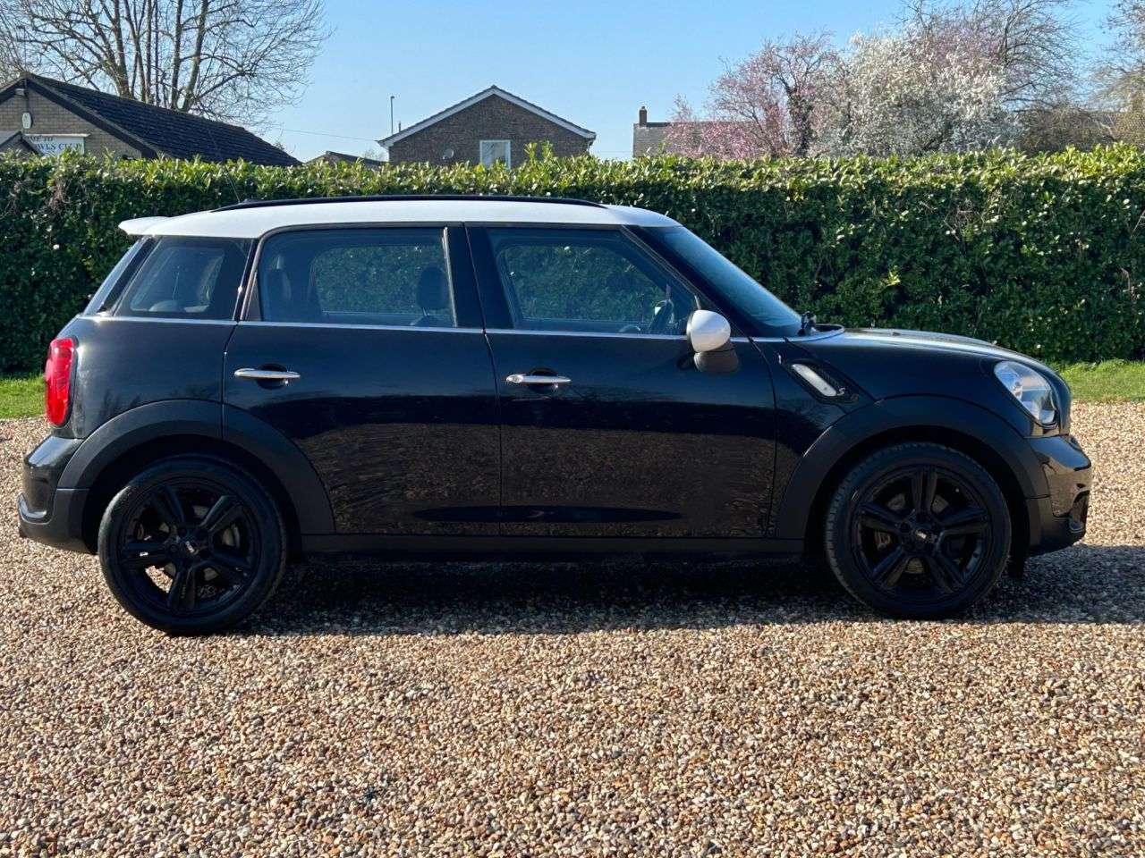 2015 MINI COUNTRYMAN 2015 MINI COUNTRYMAN