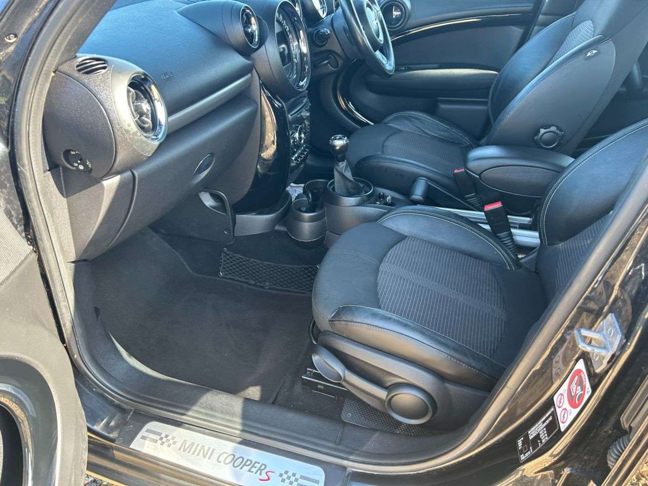 2015 MINI COUNTRYMAN 2015 MINI COUNTRYMAN