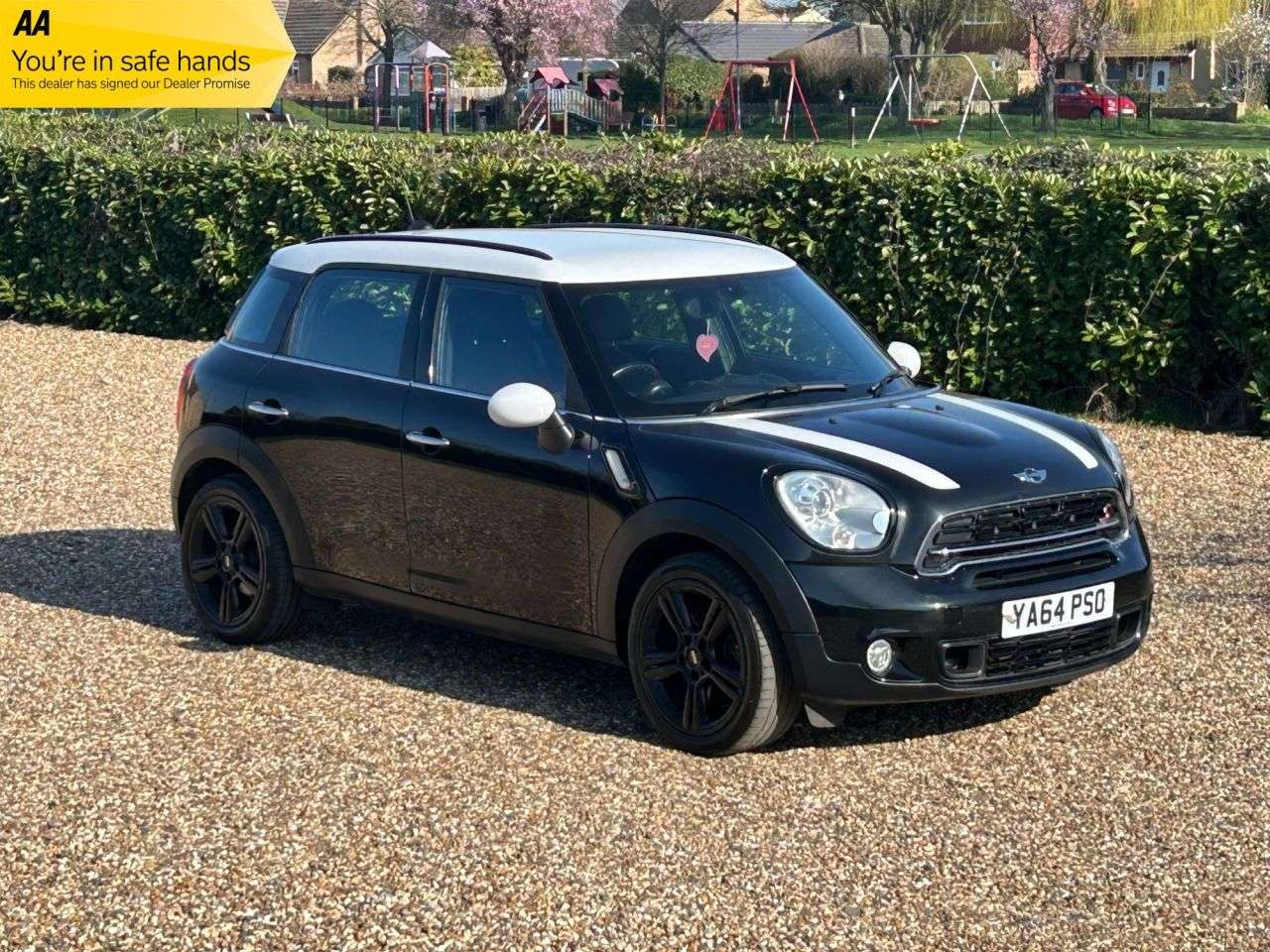 A 2015 MINI COUNTRYMAN 1.6 Cooper S SUV 5dr Petrol Manual Euro 5 (s/s) (184 ps) A 2015 MINI COUNTRYMAN 1.6 Cooper S SUV 5dr Petrol Manual Euro 5 (s/s) (184 ps)