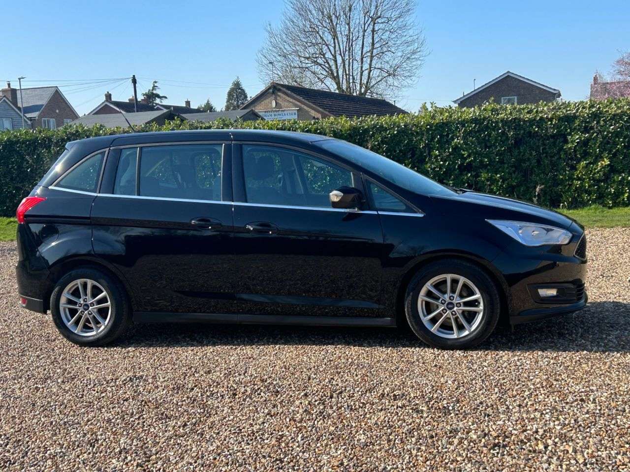 A 2018 FORD GRAND C-MAX 1.5 TDCi Zetec MPV 5dr Diesel Manual Euro 6 (s/s) (120 ps) A 2018 FORD GRAND C-MAX 1.5 TDCi Zetec MPV 5dr Diesel Manual Euro 6 (s/s) (120 ps)