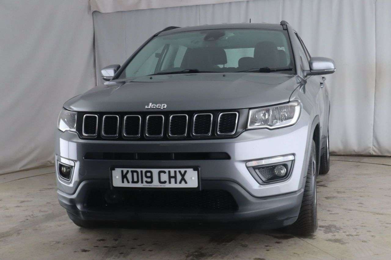 A 2019 JEEP COMPASS 1.6 MultiJetII Longitude SUV 5dr Diesel Manual Euro 6 (s/s) (120 ps) A 2019 JEEP COMPASS 1.6 MultiJetII Longitude SUV 5dr Diesel Manual Euro 6 (s/s) (120 ps)
