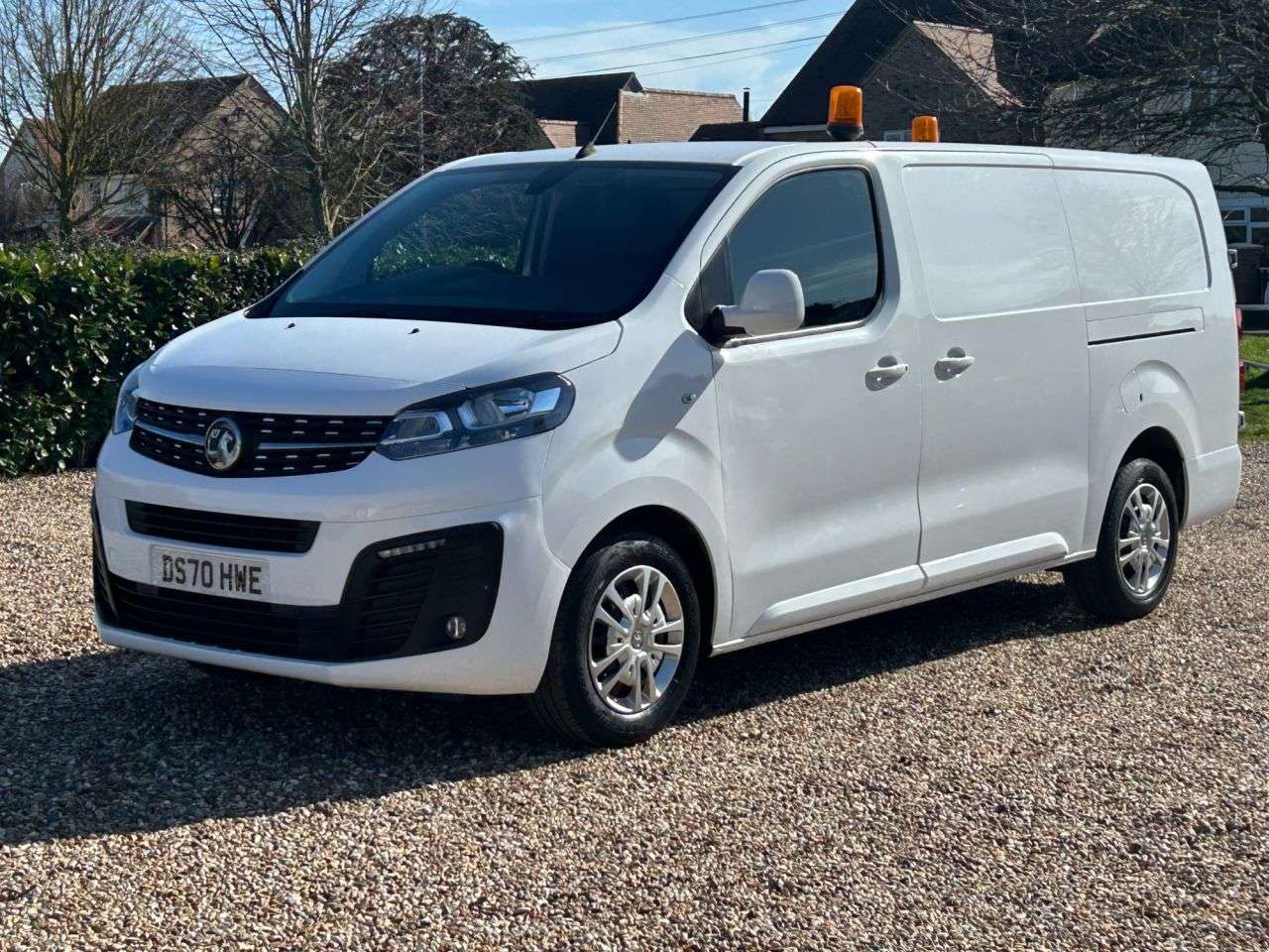 A 2020 VAUXHALL VIVARO 1.5 Turbo D 2900 Sportive Panel Van 5dr Diesel Manual L2 H1 Euro 6 (s/s) (1 A 2020 VAUXHALL VIVARO 1.5 Turbo D 2900 Sportive Panel Van 5dr Diesel Manual L2 H1 Euro 6 (s/s) (1