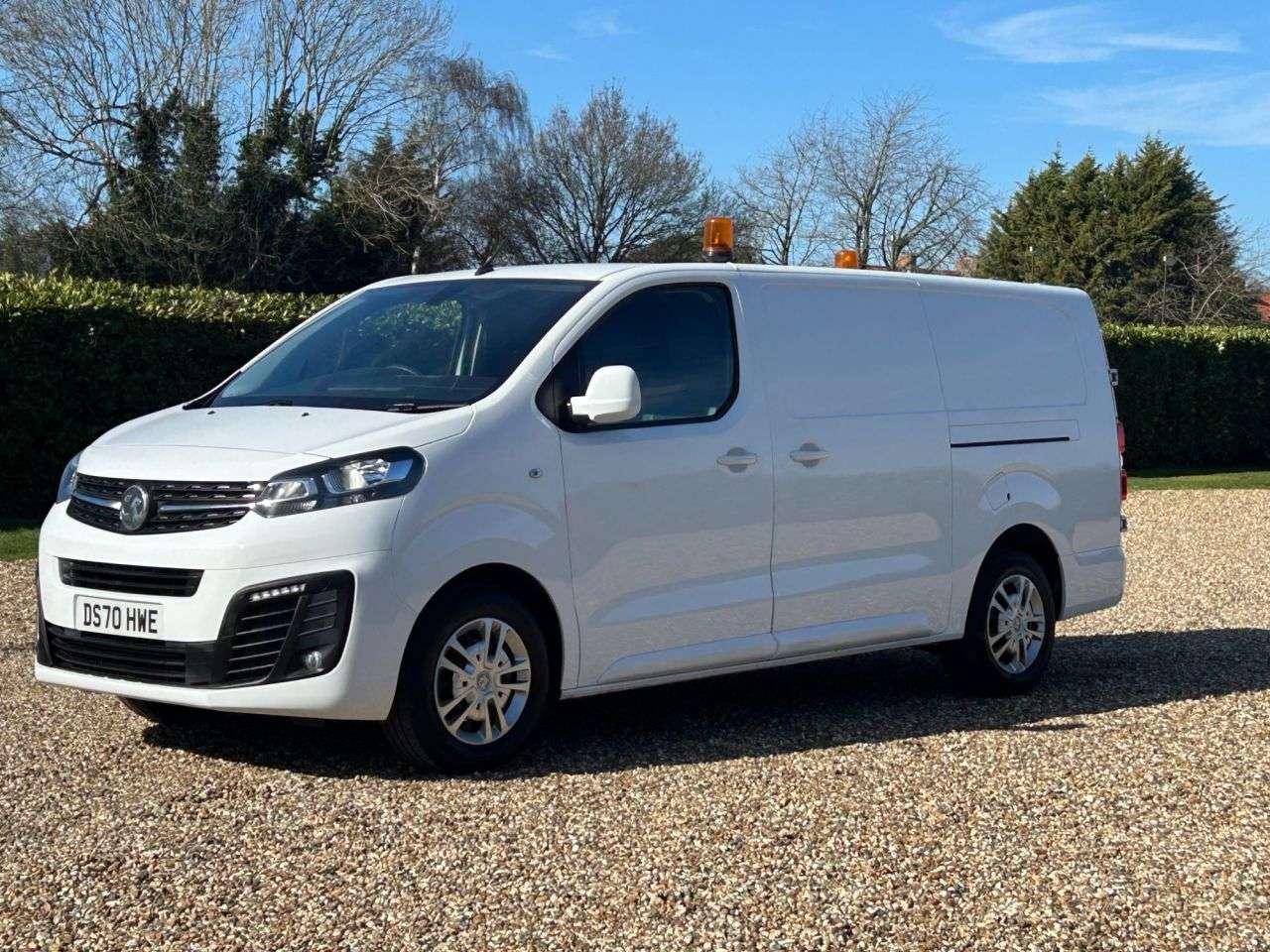 A 2020 VAUXHALL VIVARO 1.5 Turbo D 2900 Sportive Panel Van 5dr Diesel Manual L2 H1 Euro 6 (s/s) (1 A 2020 VAUXHALL VIVARO 1.5 Turbo D 2900 Sportive Panel Van 5dr Diesel Manual L2 H1 Euro 6 (s/s) (1