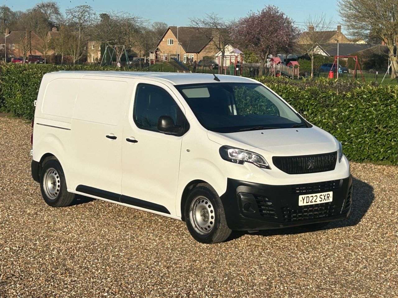 A 2022 PEUGEOT EXPERT 1.5 BlueHDi 1000 Professional Premium Standard Panel Van 6dr Diesel Manual A 2022 PEUGEOT EXPERT 1.5 BlueHDi 1000 Professional Premium Standard Panel Van 6dr Diesel Manual