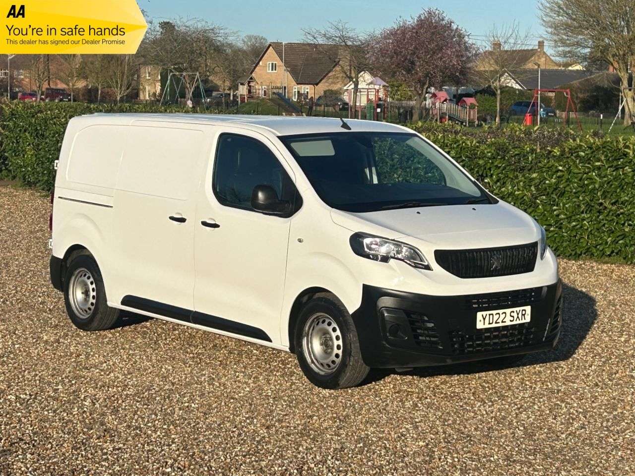 A 2022 PEUGEOT EXPERT 1.5 BlueHDi 1000 Professional Premium Standard Panel Van 6dr Diesel Manual A 2022 PEUGEOT EXPERT 1.5 BlueHDi 1000 Professional Premium Standard Panel Van 6dr Diesel Manual