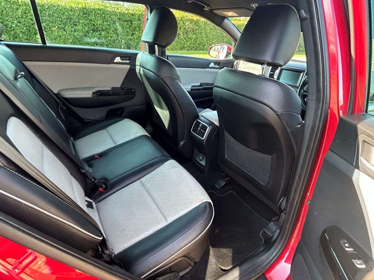 2017 KIA SPORTAGE 2017 KIA SPORTAGE