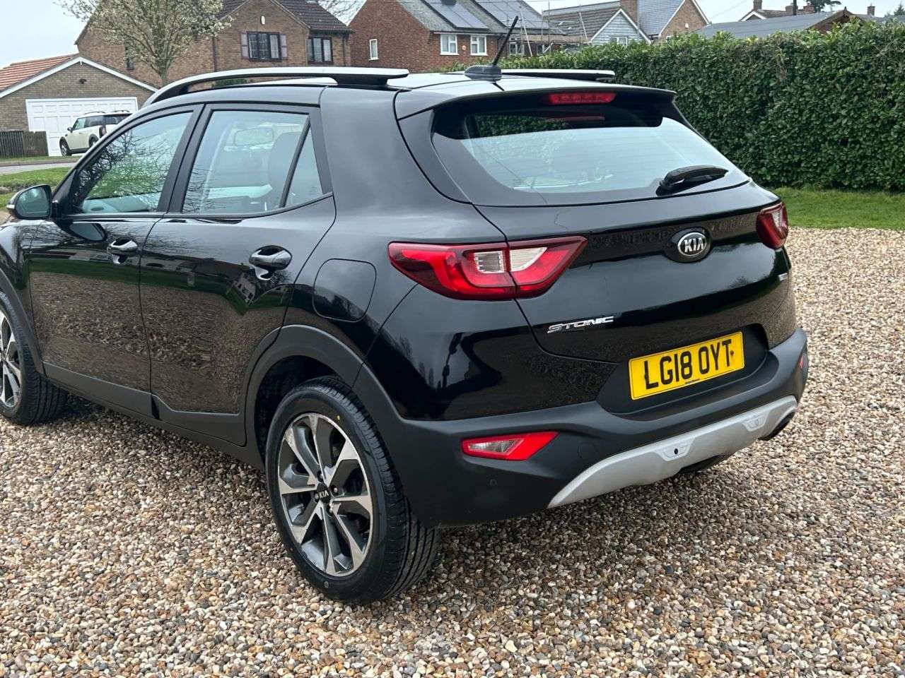 2018 KIA STONIC 2018 KIA STONIC