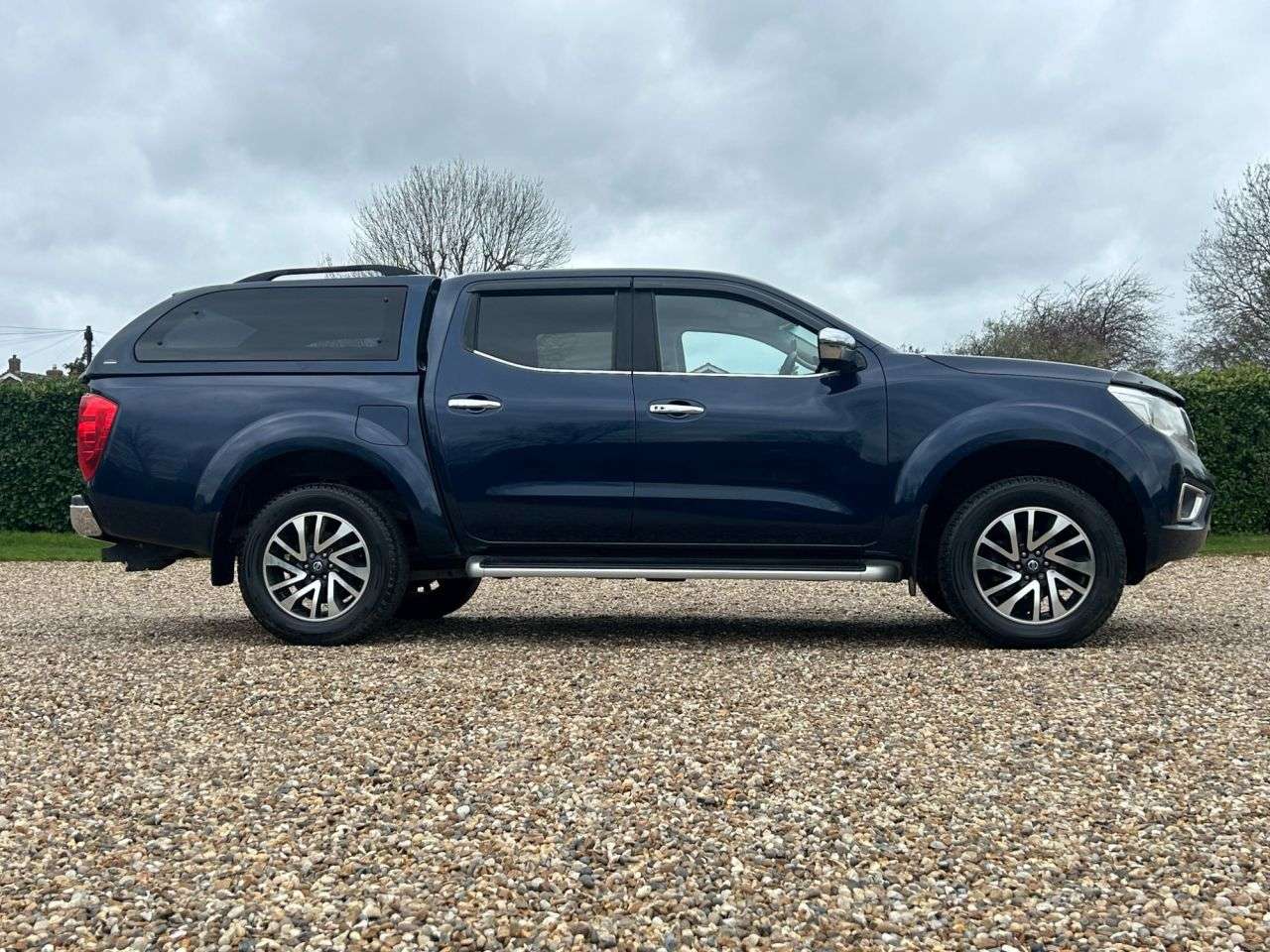 A 2017 NISSAN NAVARA DCI N-CONNECTA 4X4 SHR DCB A 2017 NISSAN NAVARA DCI N-CONNECTA 4X4 SHR DCB