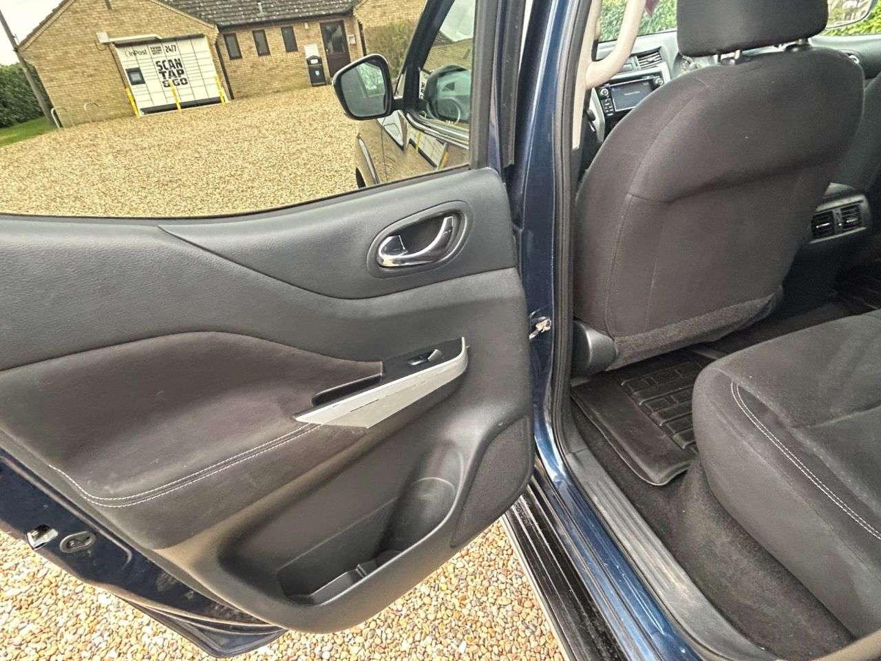 2017 NISSAN NAVARA 2017 NISSAN NAVARA