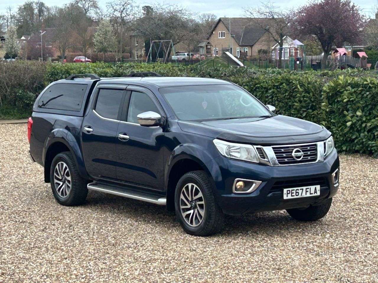 A 2017 NISSAN NAVARA DCI N-CONNECTA 4X4 SHR DCB A 2017 NISSAN NAVARA DCI N-CONNECTA 4X4 SHR DCB