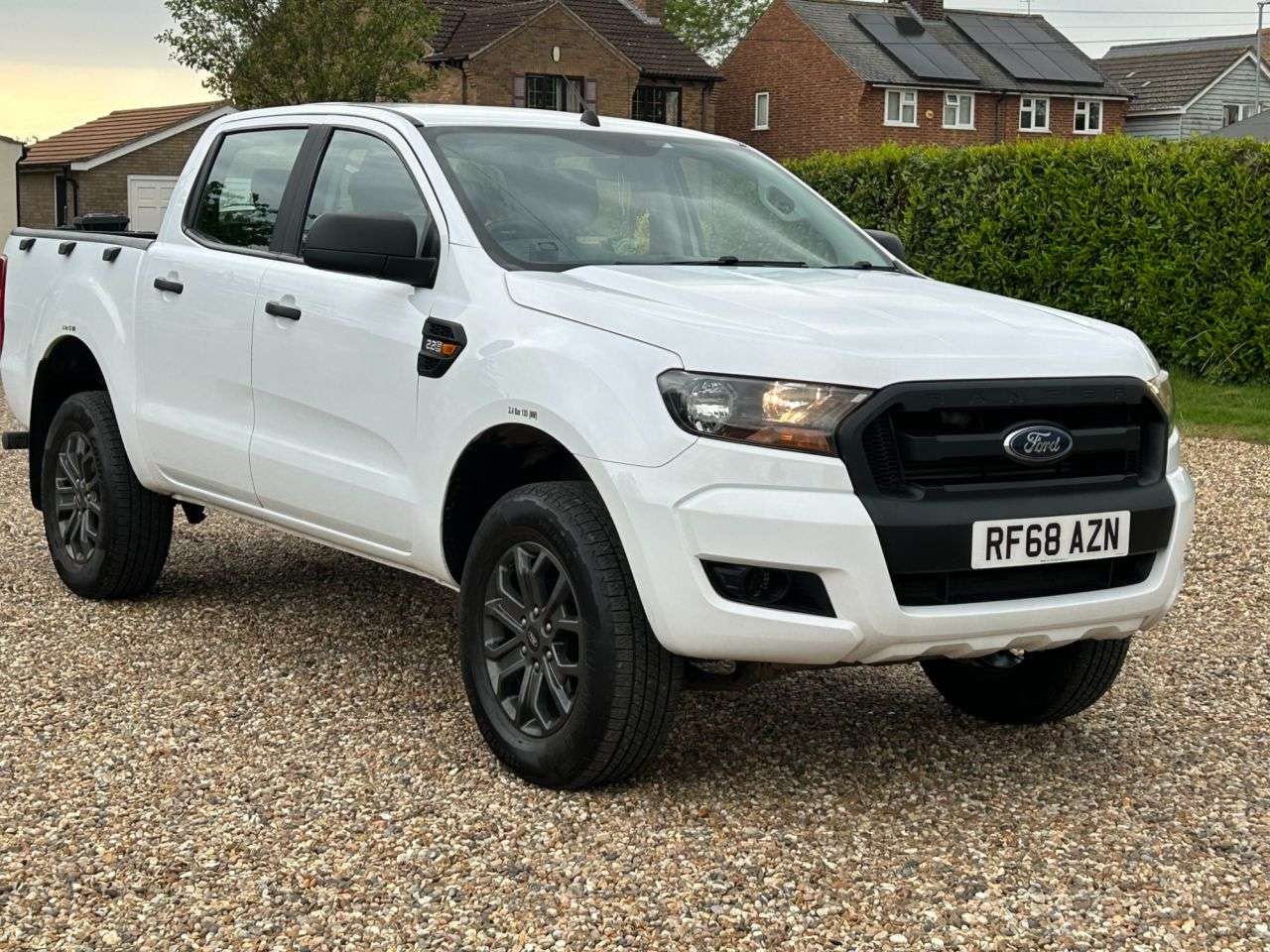 A 2018 FORD RANGER 2.2 TDCi XL Pickup Double Cab 4dr Diesel Manual 4WD Euro 5 (s/s) (Eco Axle) A 2018 FORD RANGER 2.2 TDCi XL Pickup Double Cab 4dr Diesel Manual 4WD Euro 5 (s/s) (Eco Axle)