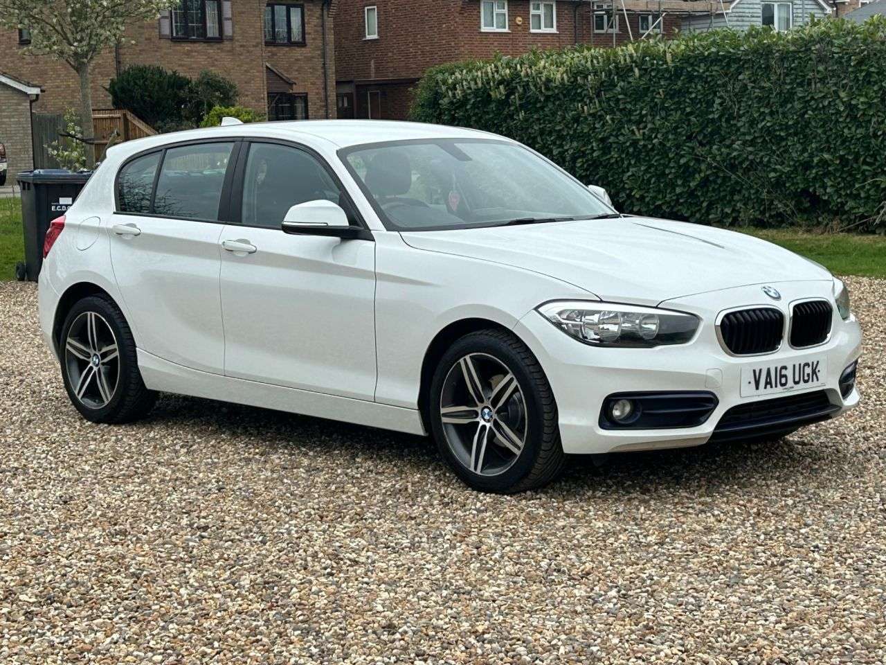 A 2016 BMW 1 SERIES 1.5 118i Sport Hatchback 5dr Petrol Manual Euro 6 (s/s) (136 ps) A 2016 BMW 1 SERIES 1.5 118i Sport Hatchback 5dr Petrol Manual Euro 6 (s/s) (136 ps)