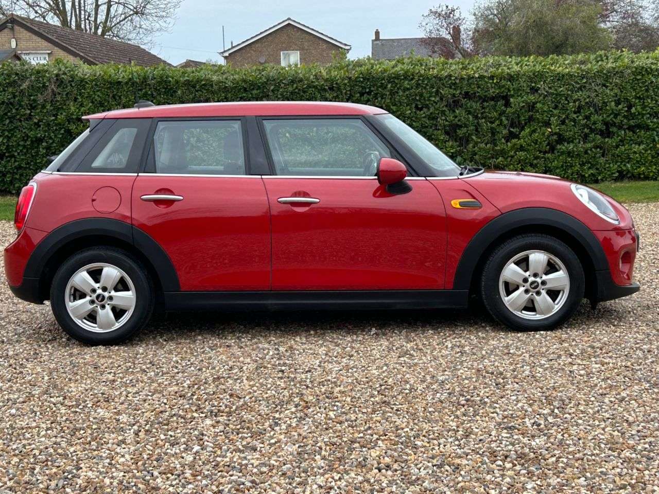A 2016 MINI HATCH 1.5 One D Hatchback 5dr Diesel Manual Euro 6 (s/s) (95 ps) A 2016 MINI HATCH 1.5 One D Hatchback 5dr Diesel Manual Euro 6 (s/s) (95 ps)