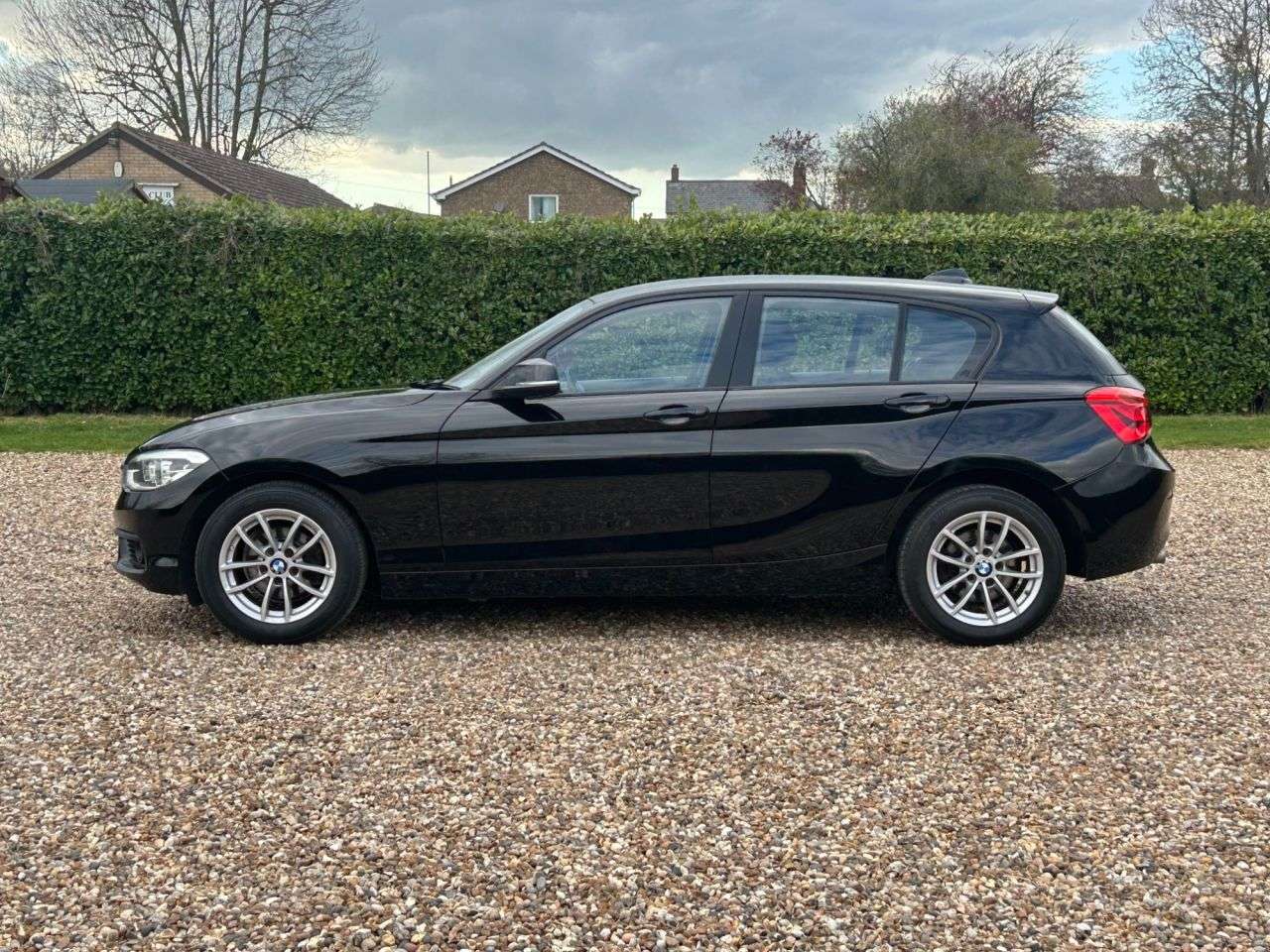 2018 BMW 1 SERIES 2018 BMW 1 SERIES