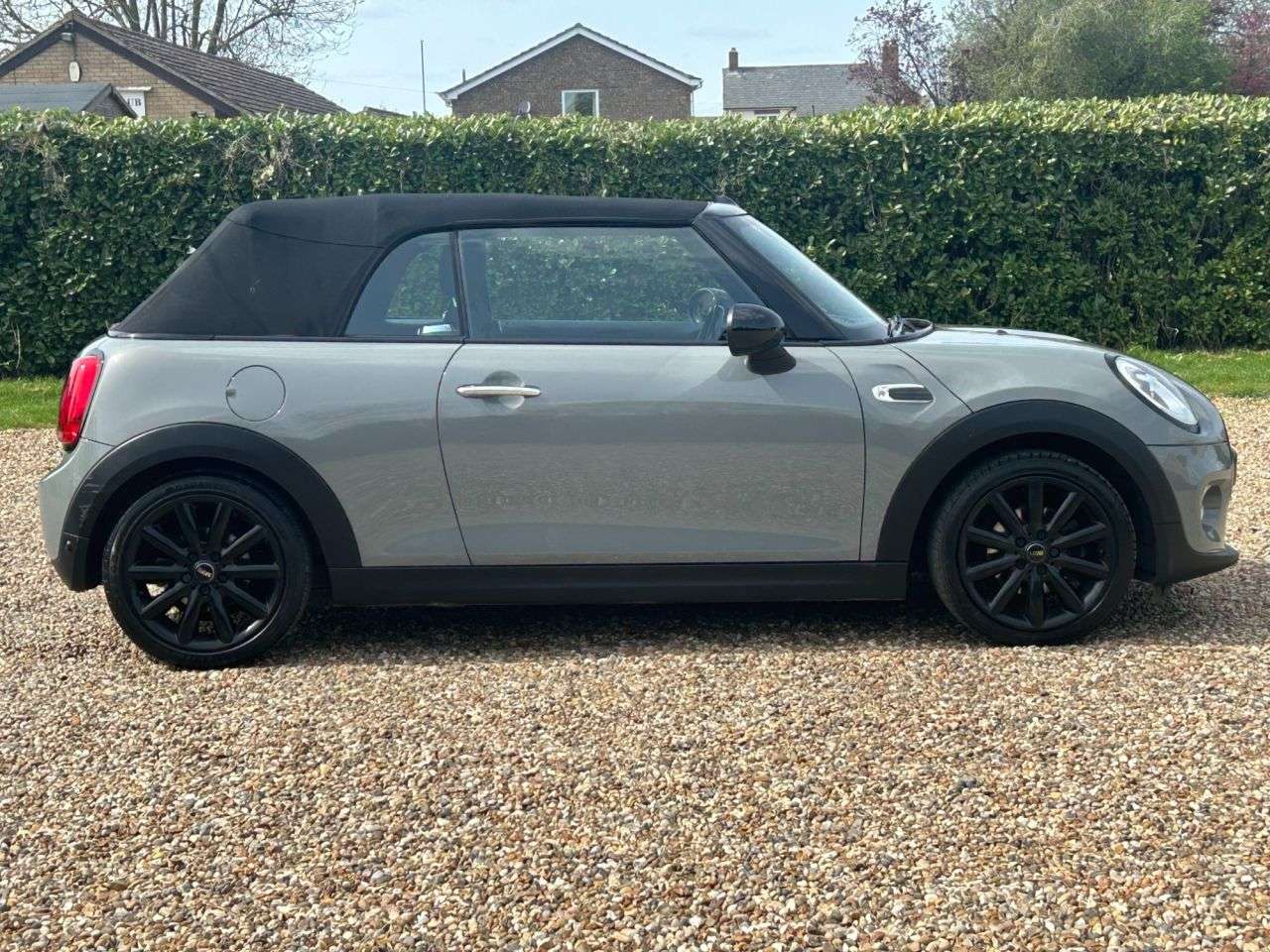A 2017 MINI CONVERTIBLE 1.5 Cooper Convertible 2dr Petrol Manual Euro 6 (s/s) (136 ps) A 2017 MINI CONVERTIBLE 1.5 Cooper Convertible 2dr Petrol Manual Euro 6 (s/s) (136 ps)
