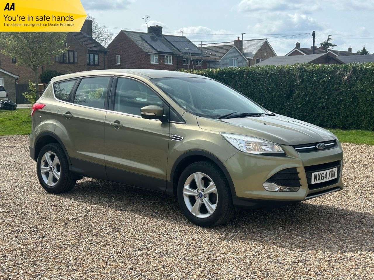 A 2014 FORD KUGA 1.5T EcoBoost Zetec SUV 5dr Petrol Manual 2WD Euro 6 (s/s) (150 ps) A 2014 FORD KUGA 1.5T EcoBoost Zetec SUV 5dr Petrol Manual 2WD Euro 6 (s/s) (150 ps)