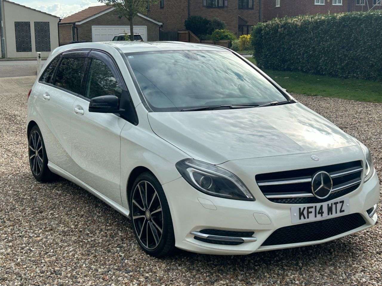 2014 MERCEDES-BENZ B 180 2014 MERCEDES-BENZ B 180