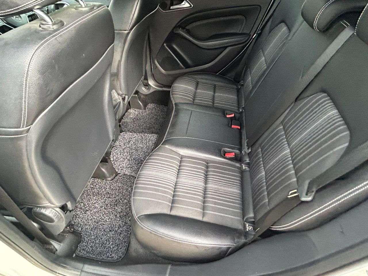 2014 MERCEDES-BENZ B 180 2014 MERCEDES-BENZ B 180